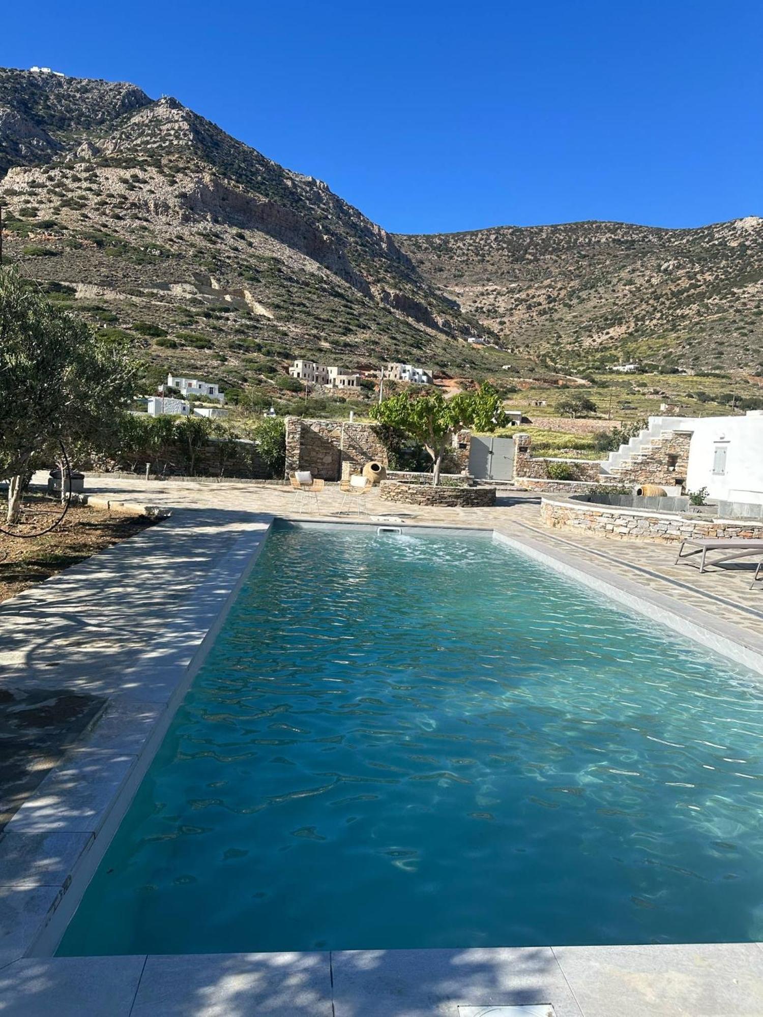 Villa River With Pool Камараи Экстерьер фото
